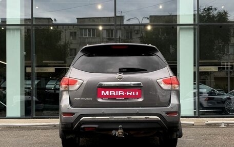Nissan Pathfinder, 2015 год, 1 780 000 рублей, 6 фотография