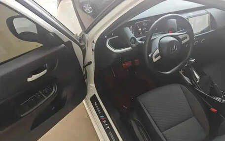 Honda Fit, 2023 год, 1 230 000 рублей, 15 фотография