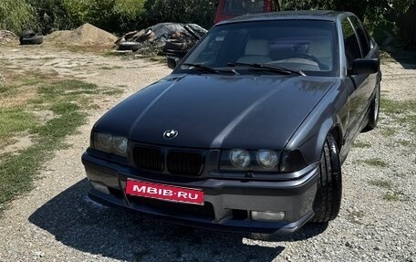 BMW 3 серия, 1992 год, 550 000 рублей, 1 фотография