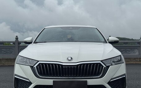 Skoda Octavia IV, 2022 год, 2 118 000 рублей, 2 фотография