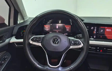 Volkswagen Golf VIII, 2023 год, 1 662 000 рублей, 12 фотография