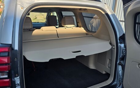 Toyota Land Cruiser Prado 150 рестайлинг 2, 2018 год, 4 750 000 рублей, 20 фотография