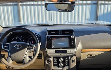 Toyota Land Cruiser Prado 150 рестайлинг 2, 2018 год, 4 750 000 рублей, 18 фотография