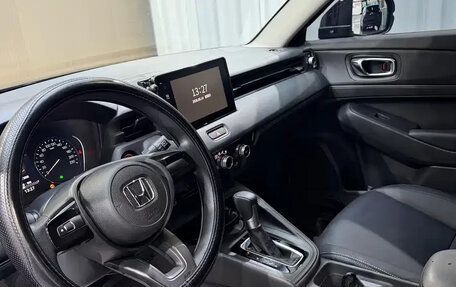 Honda Vezel, 2023 год, 1 490 000 рублей, 9 фотография