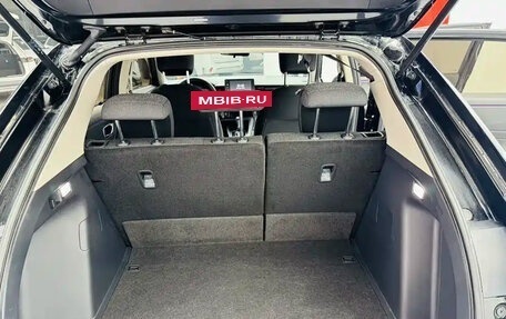 Honda Vezel, 2023 год, 1 500 000 рублей, 13 фотография