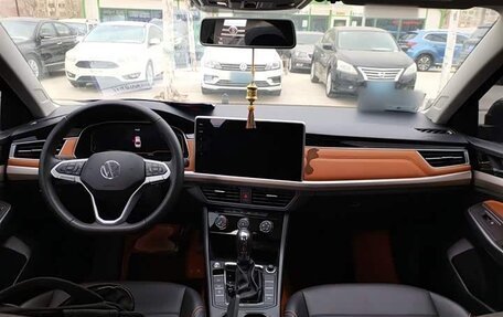 Volkswagen Bora, 2023 год, 1 180 000 рублей, 11 фотография