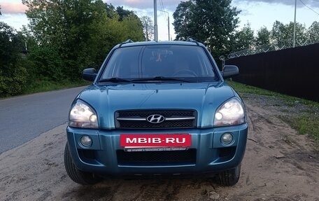 Hyundai Tucson III, 2008 год, 700 000 рублей, 3 фотография