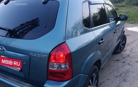 Hyundai Tucson III, 2008 год, 700 000 рублей, 10 фотография