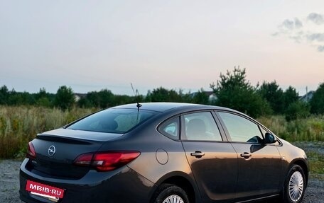 Opel Astra J, 2012 год, 625 000 рублей, 5 фотография