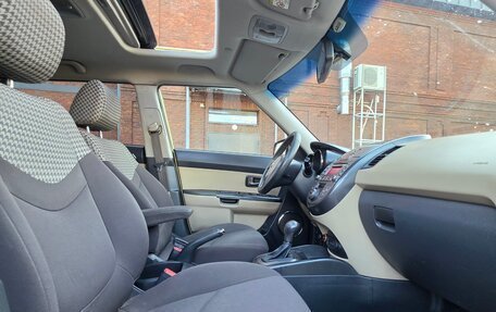 KIA Soul I рестайлинг, 2011 год, 750 000 рублей, 18 фотография