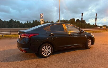 Hyundai Solaris II рестайлинг, 2021 год, 1 100 000 рублей, 5 фотография