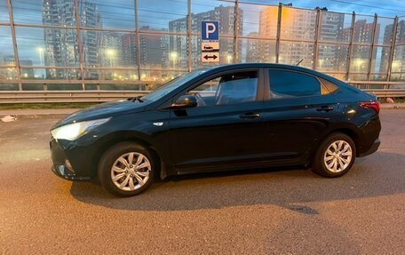 Hyundai Solaris II рестайлинг, 2021 год, 1 100 000 рублей, 3 фотография