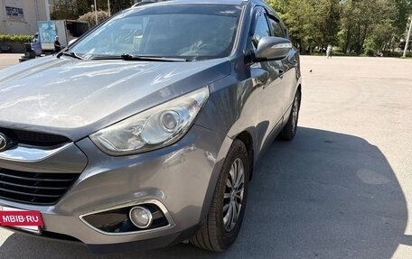 Hyundai ix35 I рестайлинг, 2013 год, 1 215 000 рублей, 3 фотография