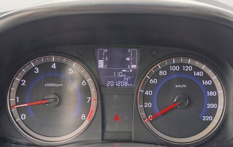 Hyundai Solaris II рестайлинг, 2014 год, 709 000 рублей, 23 фотография