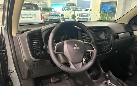 Mitsubishi Outlander III рестайлинг 3, 2013 год, 1 450 000 рублей, 14 фотография