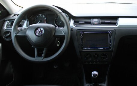 Skoda Rapid I, 2017 год, 1 159 000 рублей, 12 фотография