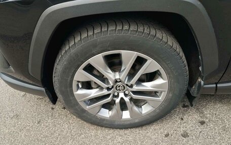 Toyota RAV4, 2021 год, 3 850 000 рублей, 11 фотография