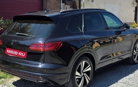 Volkswagen Touareg III, 2018 год, 4 450 000 рублей, 15 фотография
