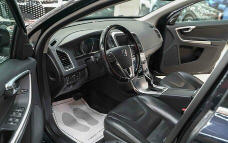 Volvo XC60 II, 2017 год, 1 990 000 рублей, 5 фотография