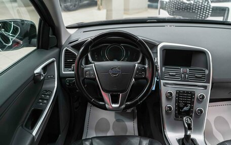 Volvo XC60 II, 2017 год, 1 990 000 рублей, 10 фотография
