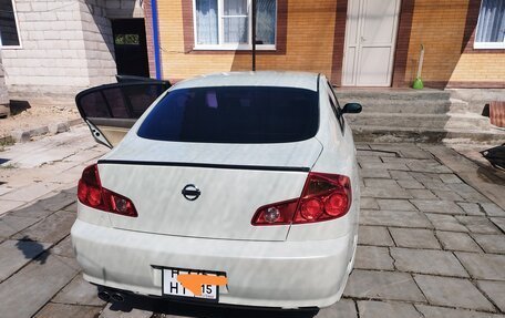 Nissan Skyline, 2005 год, 700 000 рублей, 2 фотография