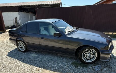 BMW 3 серия, 1992 год, 550 000 рублей, 2 фотография