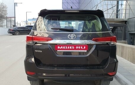 Toyota Fortuner II, 2018 год, 3 299 999 рублей, 2 фотография
