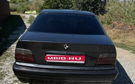 BMW 3 серия, 1992 год, 550 000 рублей, 4 фотография