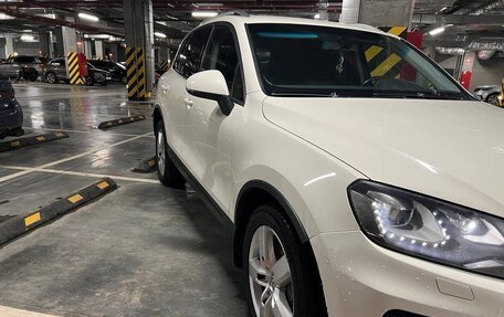 Volkswagen Touareg III, 2011 год, 3 фотография