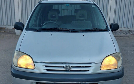 Toyota Raum I, 1998 год, 495 000 рублей, 2 фотография