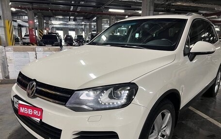 Volkswagen Touareg III, 2011 год, 2 фотография
