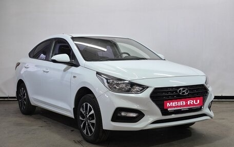 Hyundai Solaris II рестайлинг, 2017 год, 1 130 000 рублей, 3 фотография