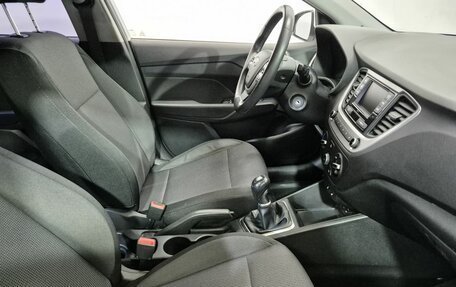 Hyundai Solaris II рестайлинг, 2017 год, 1 130 000 рублей, 10 фотография