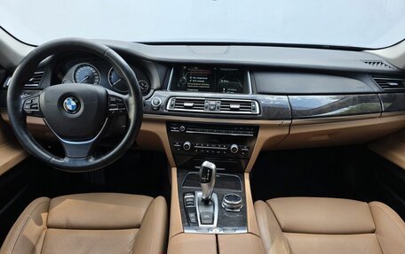 BMW 7 серия, 2013 год, 2 050 000 рублей, 11 фотография