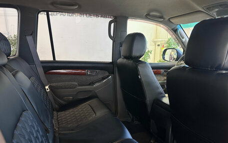 Toyota Land Cruiser Prado 120 рестайлинг, 2007 год, 1 599 000 рублей, 10 фотография