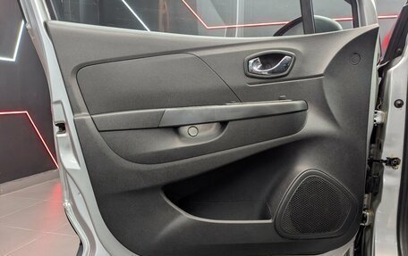 Renault Kaptur I рестайлинг, 2017 год, 1 225 000 рублей, 9 фотография