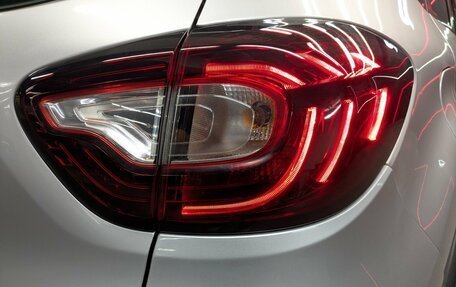 Renault Kaptur I рестайлинг, 2017 год, 1 225 000 рублей, 22 фотография