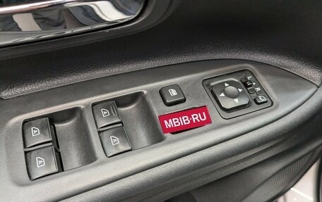 Mitsubishi Outlander III рестайлинг 3, 2018 год, 2 750 000 рублей, 12 фотография