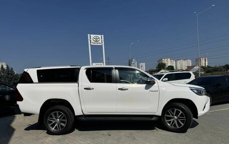 Toyota Hilux VIII, 2016 год, 2 610 000 рублей, 3 фотография