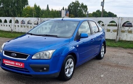 Ford Focus II рестайлинг, 2005 год, 359 000 рублей, 2 фотография