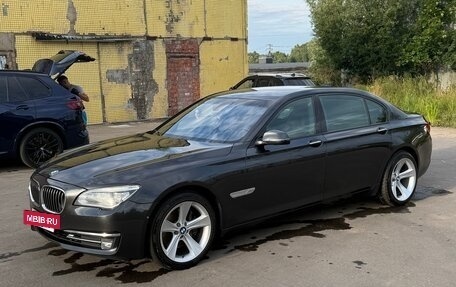 BMW 7 серия, 2014 год, 2 700 000 рублей, 4 фотография