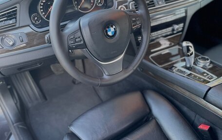 BMW 7 серия, 2014 год, 2 700 000 рублей, 11 фотография