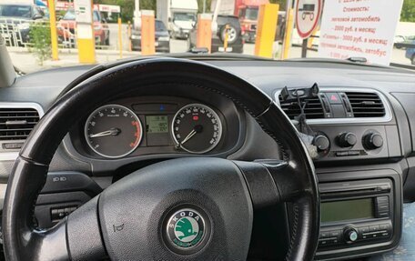 Skoda Fabia II, 2008 год, 300 000 рублей, 13 фотография