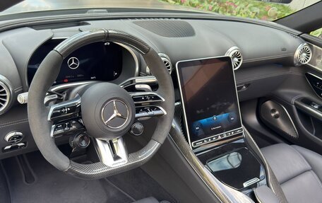 Mercedes-Benz SL-Класс AMG, 2023 год, 12 900 000 рублей, 26 фотография