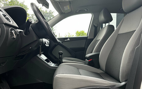 Volkswagen Tiguan I, 2011 год, 990 000 рублей, 13 фотография