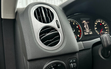 Volkswagen Tiguan I, 2011 год, 990 000 рублей, 18 фотография