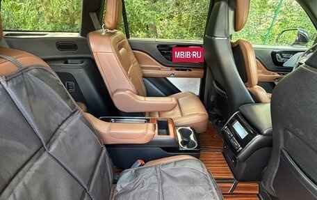 Lincoln Aviator II, 2020 год, 5 500 000 рублей, 10 фотография