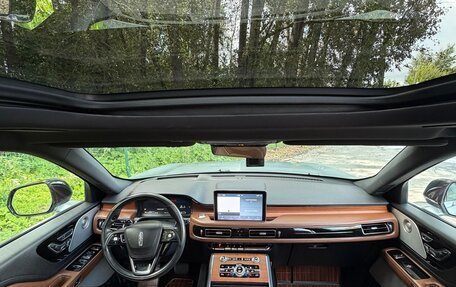 Lincoln Aviator II, 2020 год, 5 500 000 рублей, 16 фотография