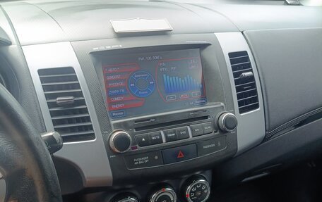 Mitsubishi Outlander III рестайлинг 3, 2012 год, 1 200 000 рублей, 6 фотография