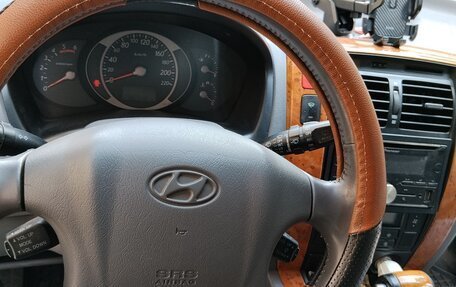 Hyundai Tucson III, 2004 год, 750 000 рублей, 8 фотография